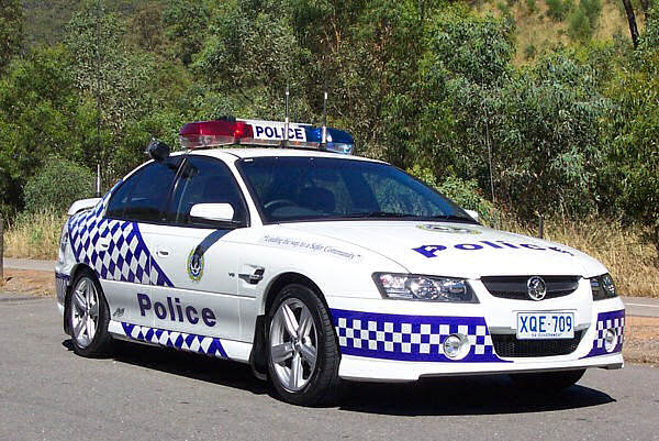 Australian Police Cars > Gallery > South Australia Police > Image: vzss ...